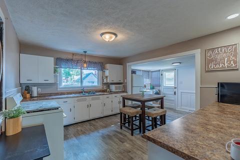207 E Ash St, Fairbury, IL 61739 photo 20