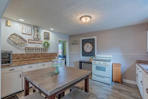 207 E Ash St, Fairbury, IL 61739 photo 22