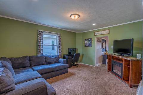 207 E Ash St, Fairbury, IL 61739 photo 11