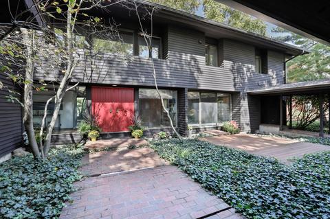 66 Greencroft Dr, Champaign, IL 61821 photo 1