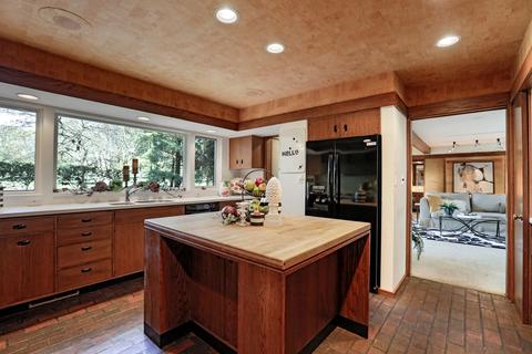 66 Greencroft Dr, Champaign, IL 61821 photo 9