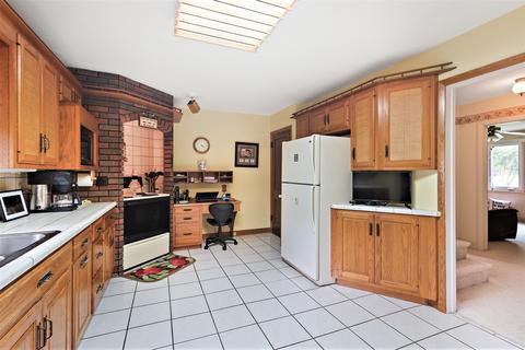 1525 W Bourbonnais St, Kankakee, IL 60901 photo 6