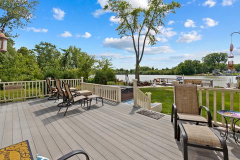 103 N Emerald Dr, Mchenry, IL 60051 photo 9