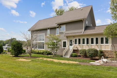 103 N Emerald Dr, Mchenry, IL 60051 photo 3