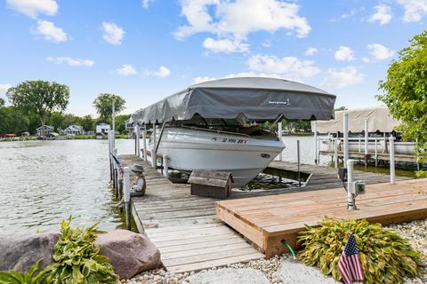 103 N Emerald Dr, Mchenry, IL 60051 photo 6