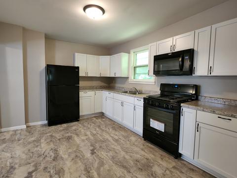 501 E Mill St, Chenoa, IL 61726 photo 8