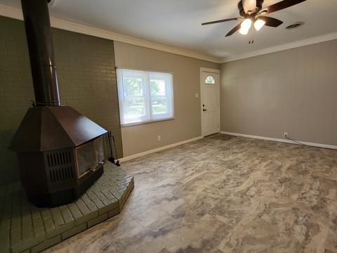 501 E Mill St, Chenoa, IL 61726 photo 5