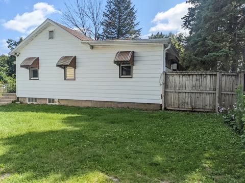 944 S 17th Ave, Freeport, IL 61032 photo 11