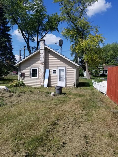 1202 Charles St, Mchenry, IL 60051 photo 5