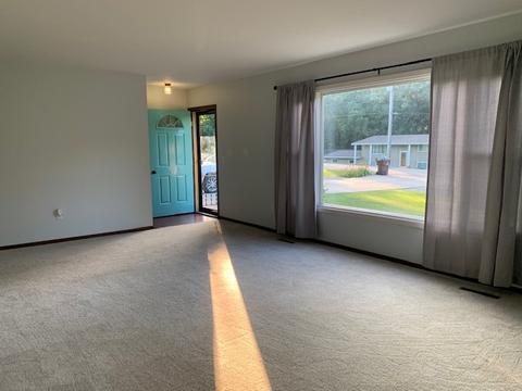 8098 Mccurry Rd, Roscoe, IL 61073 photo 2