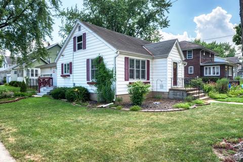 138 E Union St, Seneca, IL 61360 photo 2