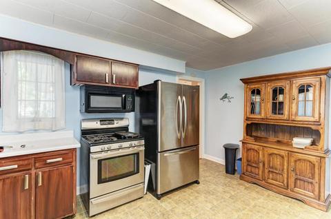 138 E Union St, Seneca, IL 61360 photo 14