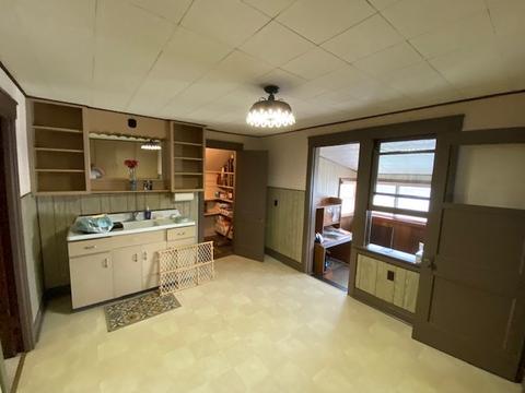 8019 Christie Ave, Lyons, IL 60534 photo 26