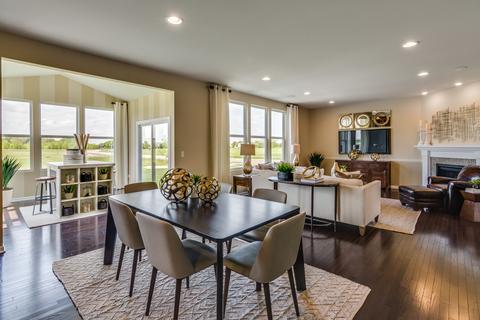 768 Redmond Pl, Elgin, IL 60124 photo 7