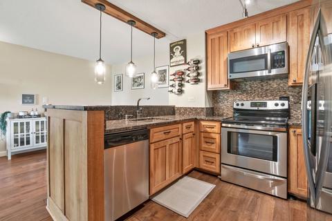 5600 Astor Ln #105, Rolling Meadows, IL 60008 photo 5