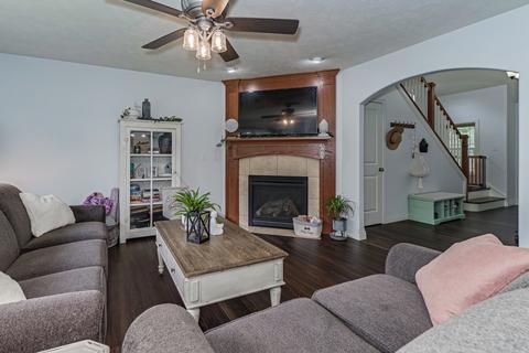 405 Labrador Ln, Normal, IL 61761 photo 11