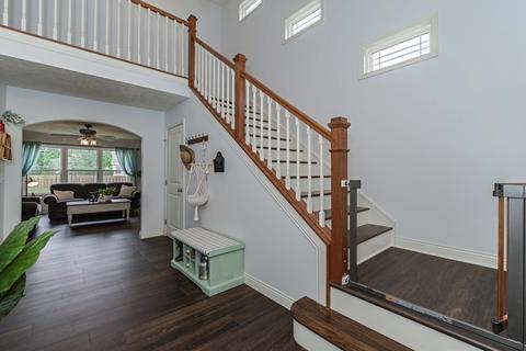405 Labrador Ln, Normal, IL 61761 photo 4