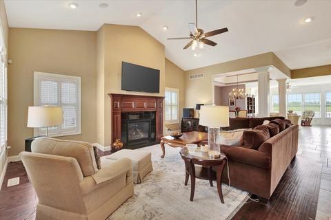 1107 Declaration Dr, Savoy, IL 61874 photo 6