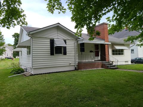 702 N Paddock Ave, Ashton, IL 61006 photo 1