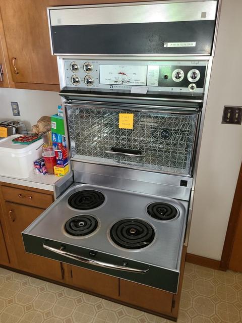 702 N Paddock Ave, Ashton, IL 61006 photo 8