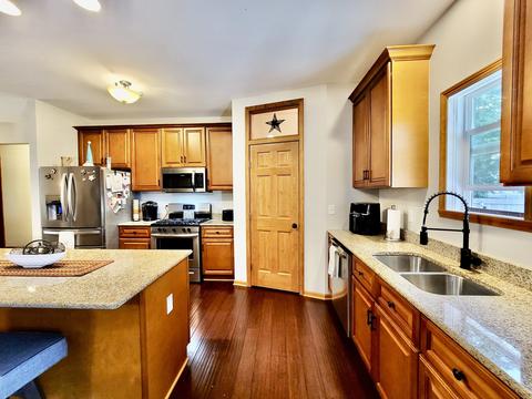 635 Biscayne Pl, Roscoe, IL 61073 photo 13