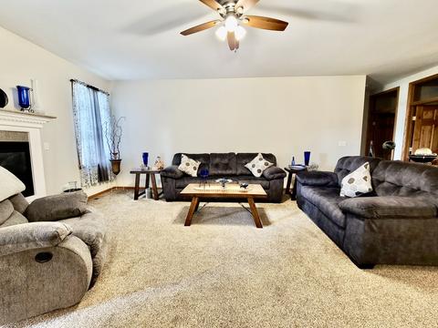 635 Biscayne Pl, Roscoe, IL 61073 photo 9