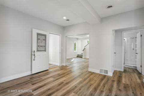 210 E James St, Dwight, IL 60420 photo 8