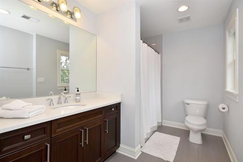 124 E Cayuga Ave, Elmhurst, IL 60126 photo 32