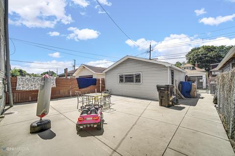 5820 S Artesian Ave, Chicago, IL 60629 photo 23