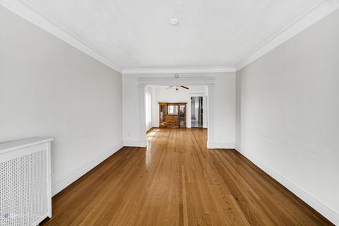 5820 S Artesian Ave, Chicago, IL 60629 photo 19