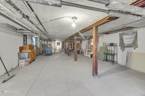 5820 S Artesian Ave, Chicago, IL 60629 photo 22