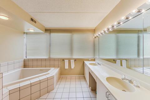 1736 Seton Rd, Northbrook, IL 60062 photo 18