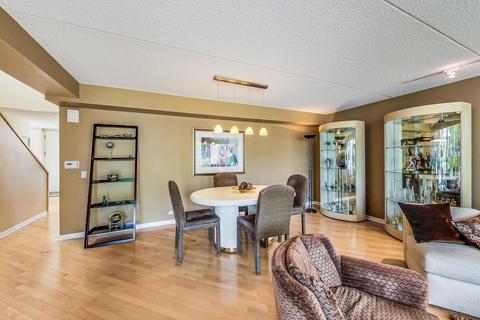 1736 Seton Rd, Northbrook, IL 60062 photo 5