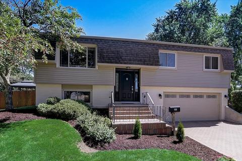 1130 Essel Ct E, Wheaton, IL 60189 photo 1
