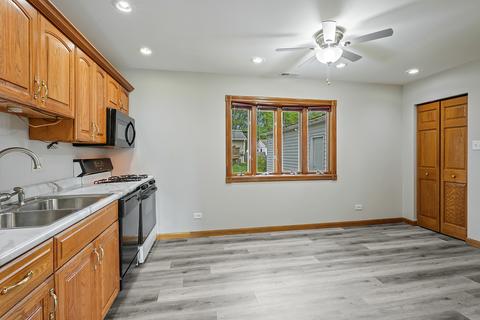 3520 Carpenter St, Steger, IL 60475 photo 4