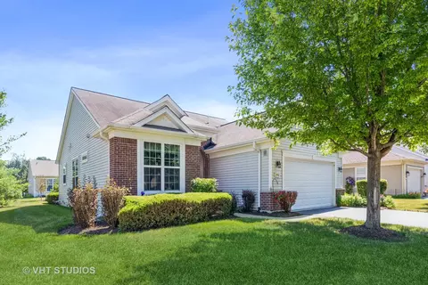 2794 Cascade Falls Cir, Elgin, IL 60124 photo 1