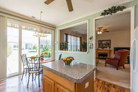 2794 Cascade Falls Cir, Elgin, IL 60124 photo 12