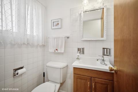160 Highland Ave, Wheeling, IL 60090 photo 9