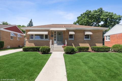 2266 Cedar St, Des Plaines, IL 60018 photo 1