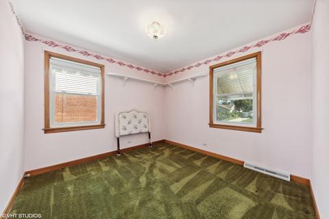 2266 Cedar St, Des Plaines, IL 60018 photo 7