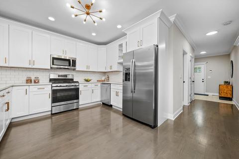 14933 Hamlin Ave, Midlothian, IL 60445 photo 11
