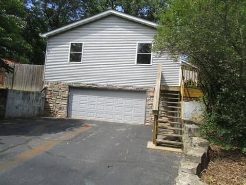 319 North Blvd, Mchenry, IL 60051 photo 1