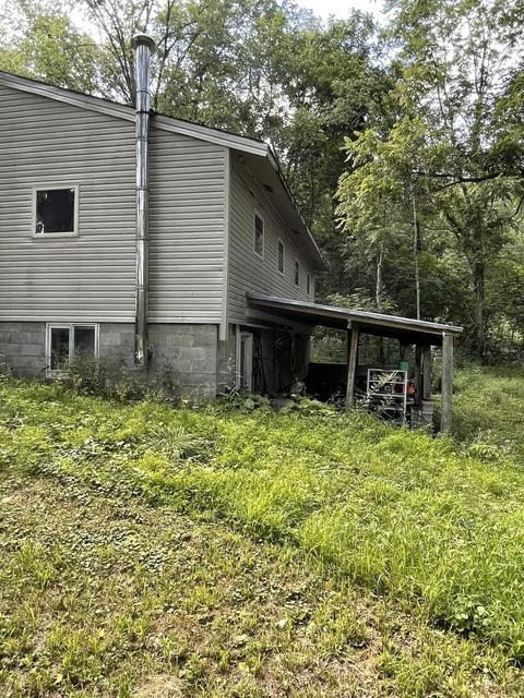 16076 Spring Valley Rd, Morrison, IL 61270 photo 2