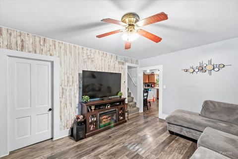 314 E Dearborn St, Plano, IL 60545 photo 6