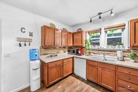 314 E Dearborn St, Plano, IL 60545 photo 9