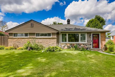 870 E Algonquin Rd, Des Plaines, IL 60016 photo 1