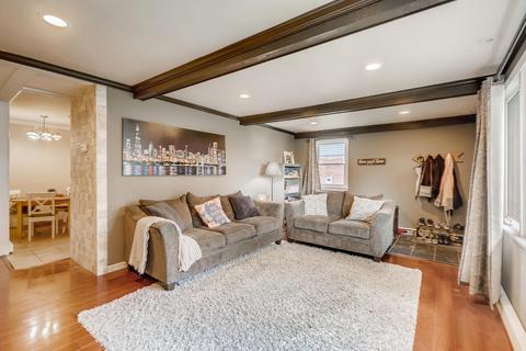 870 E Algonquin Rd, Des Plaines, IL 60016 photo 4