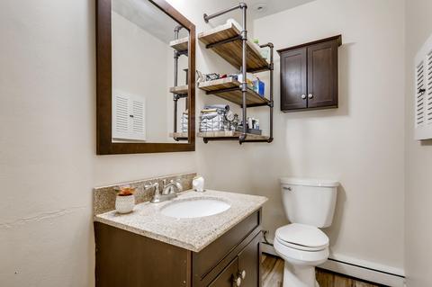 870 E Algonquin Rd, Des Plaines, IL 60016 photo 12