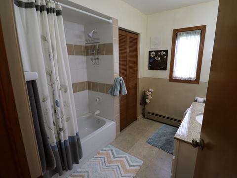 1010 173rd St, East Hazel Crest, IL 60429 photo 9