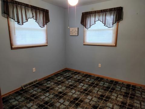 108 6th Ave E, Lyndon, IL 61261 photo 9